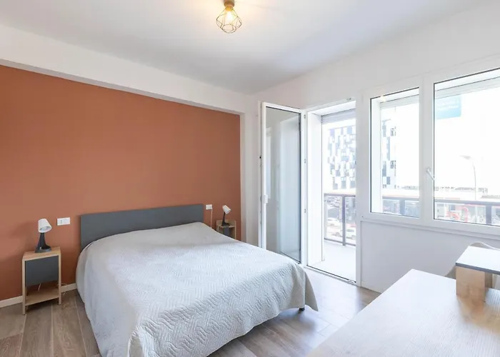 Malibo, By Short Holidays