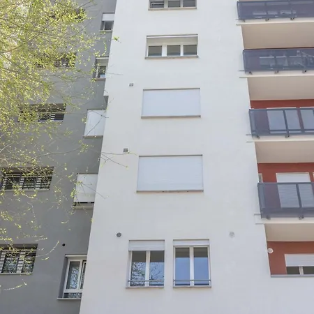 Apartment Malibo, By Short Holidays Bologna